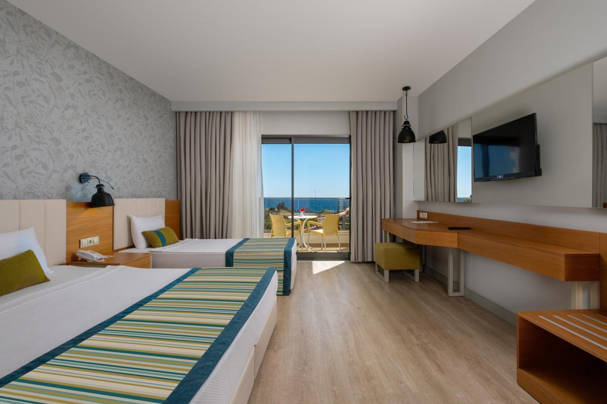 Calido Maris Hotel Ultra All Inclusive Kızılot 외부 사진